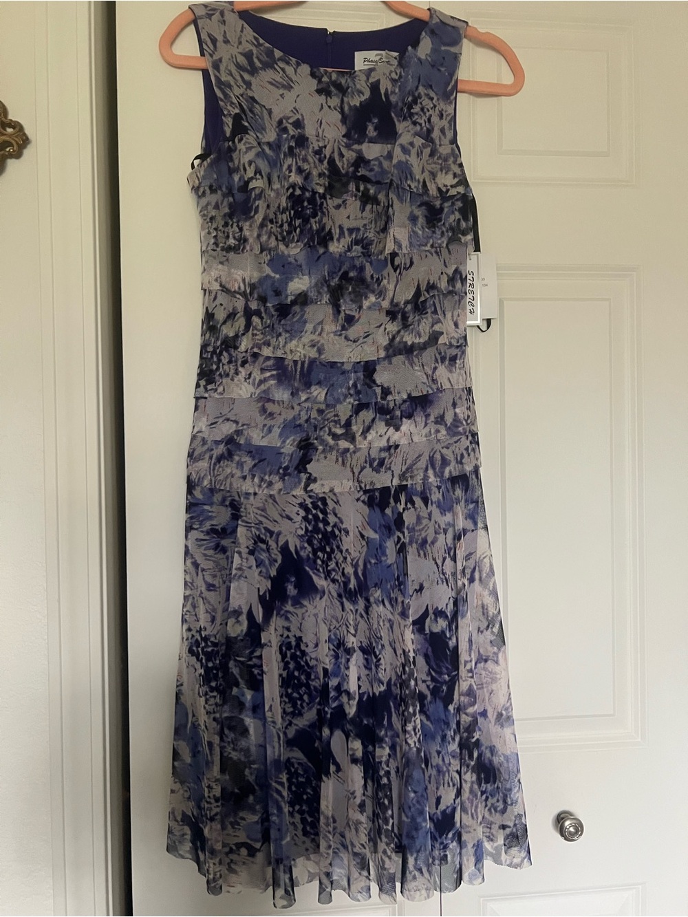 Le Suit Blue Floral Tiered Sleeveless Dress